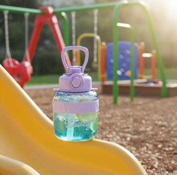 Зручна дитяча пляшка Lovely 700 мл із трубочкою та захистом від протікань Фіолетова 0-398 фото