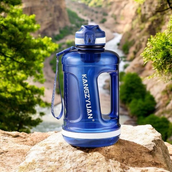Еко-пляшка KANGZYUAN 2200 мл (2.2 л) &mdash; Синя Tritan BPA-free, ударостійка, спортивна з ручкою та ремінцем 0-172 фото